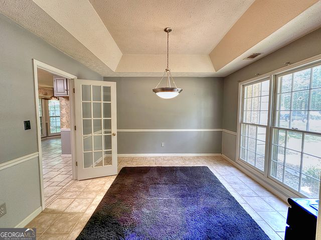 112 Greenbriar Trail, Lagrange, GA 30241