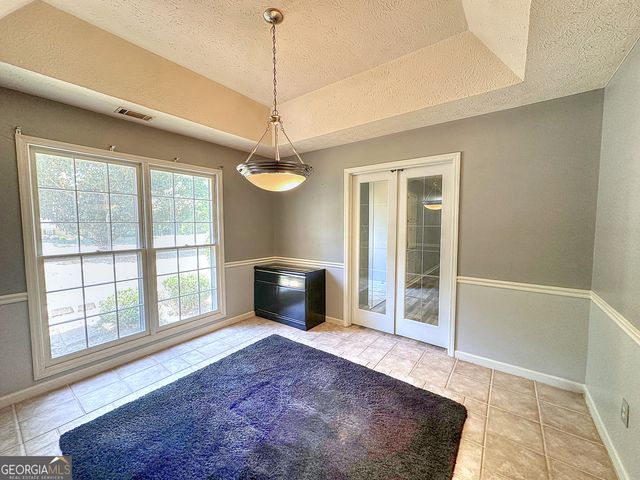 112 Greenbriar Trail, Lagrange, GA 30241