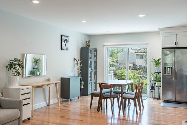 100 East View Avenue, Cranston, RI 02920