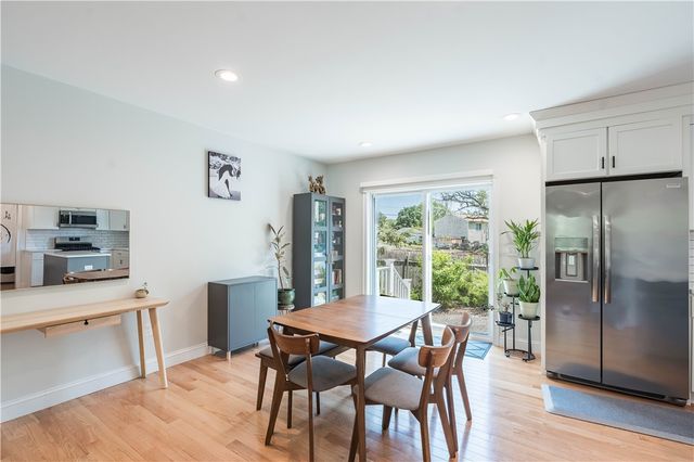100 East View Avenue, Cranston, RI 02920