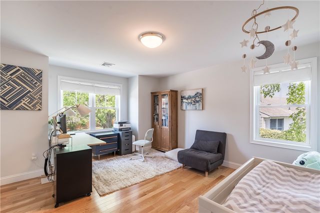 100 East View Avenue, Cranston, RI 02920