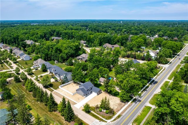 21032 Breckenridge Lane, Strongsville, OH 44149