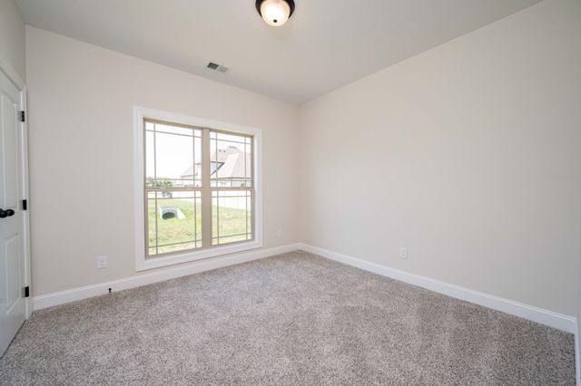 5414 Walnut Farms Blvd, Christiana, TN 37037