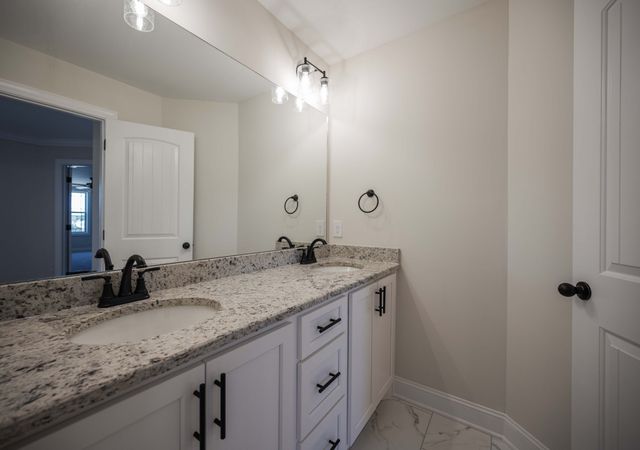 5414 Walnut Farms Blvd, Christiana, TN 37037