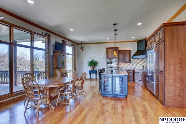 7657 Saddle Drive, Papillion, NE 68046