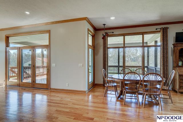 7657 Saddle Drive, Papillion, NE 68046