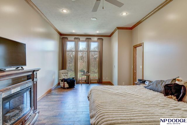 7657 Saddle Drive, Papillion, NE 68046