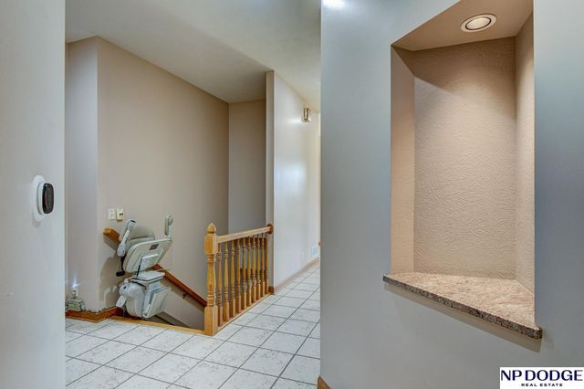 7657 Saddle Drive, Papillion, NE 68046