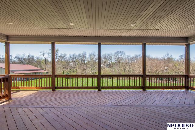 7657 Saddle Drive, Papillion, NE 68046
