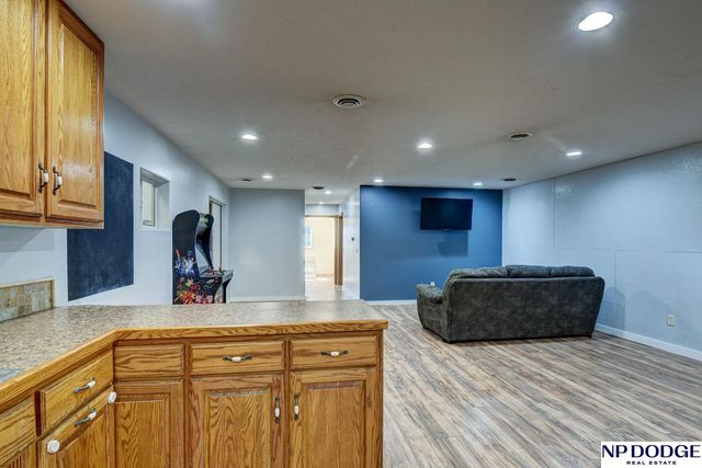 7657 Saddle Drive, Papillion, NE 68046