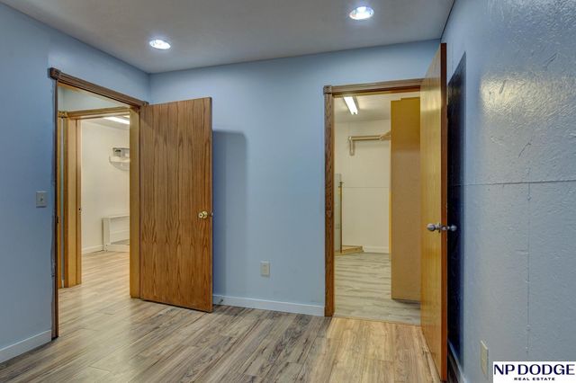 7657 Saddle Drive, Papillion, NE 68046