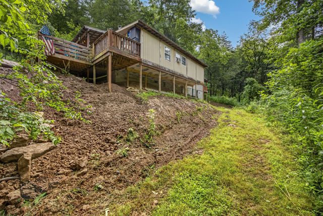 339 Wheeler Town Lane, Bloomington Springs, TN 38545
