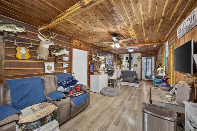 339 Wheeler Town Lane, Bloomington Springs, TN 38545