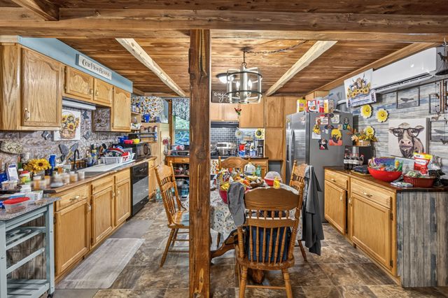 339 Wheeler Town Lane, Bloomington Springs, TN 38545