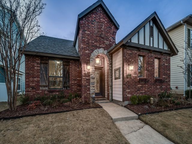 1637 Spanish Moss Way, Savannah, TX 76227