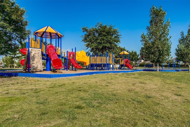 1637 Spanish Moss Way, Savannah, TX 76227