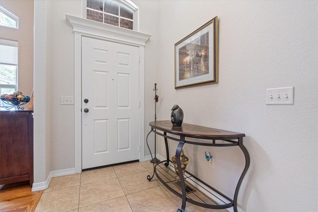 4 Brougham Lane, Bella Vista, AR 72714