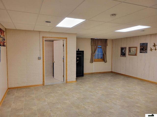 305 S Blaine Street, Valparaiso, NE 68065