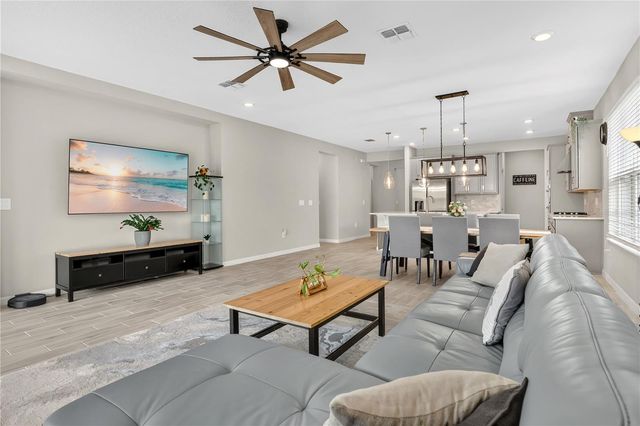 2915 CREST WAVE DRIVE, Clermont, FL 34711