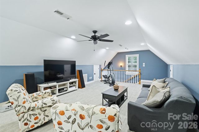 9470 Hutchinson Lane, Charlotte, NC 28216