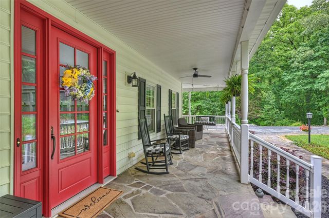 9470 Hutchinson Lane, Charlotte, NC 28216