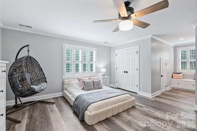 9470 Hutchinson Lane, Charlotte, NC 28216