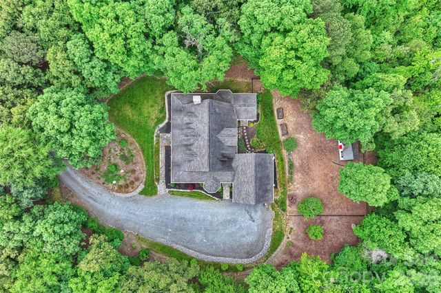 9470 Hutchinson Lane, Charlotte, NC 28216