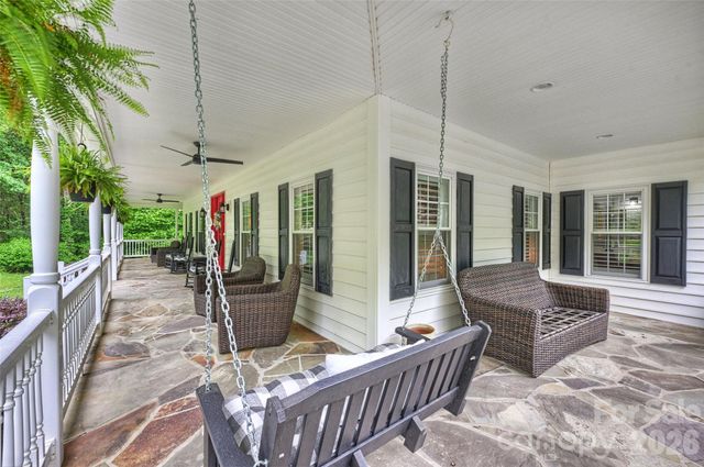 9470 Hutchinson Lane, Charlotte, NC 28216