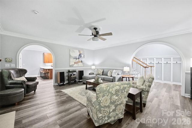 9470 Hutchinson Lane, Charlotte, NC 28216
