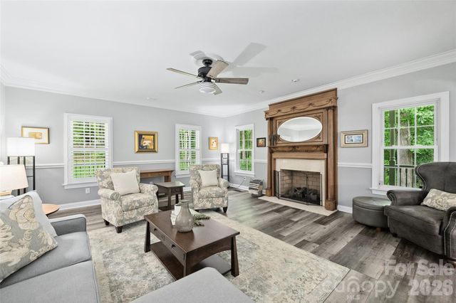 9470 Hutchinson Lane, Charlotte, NC 28216