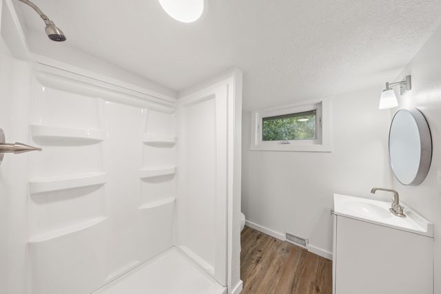3314 S Union Street, Des Moines, IA 50315