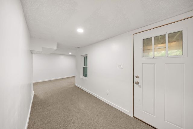 3314 S Union Street, Des Moines, IA 50315