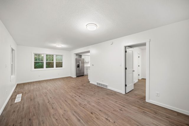 3314 S Union Street, Des Moines, IA 50315
