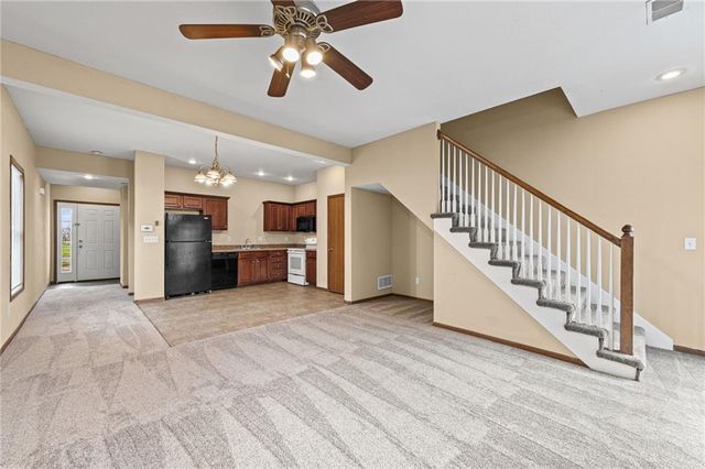 1640 SW Madison Street, Lee's Summit, MO 64081