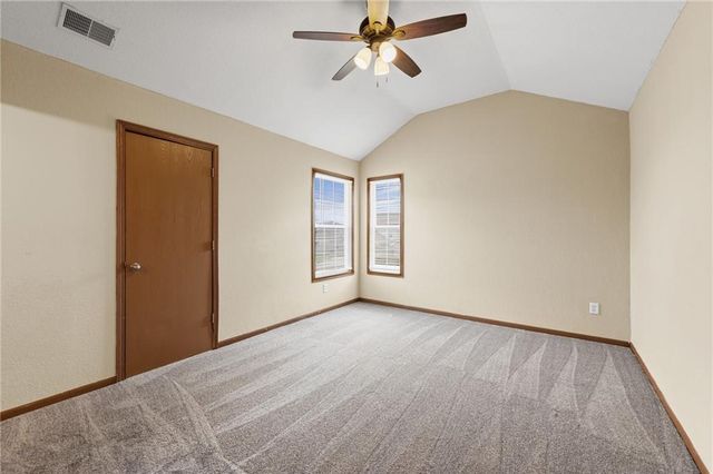 1640 SW Madison Street, Lee's Summit, MO 64081