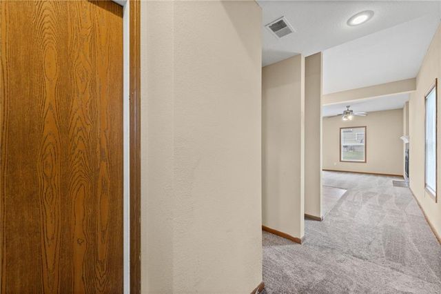 1640 SW Madison Street, Lee's Summit, MO 64081