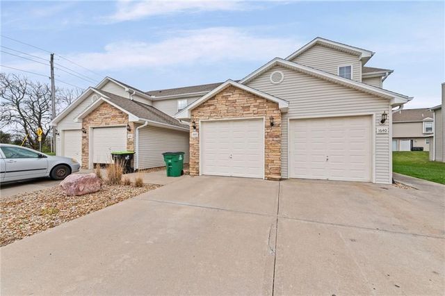 1640 SW Madison Street, Lee's Summit, MO 64081