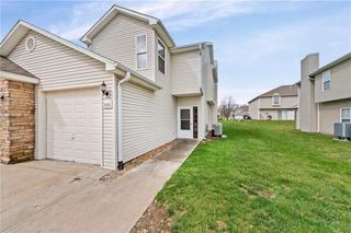 1640 SW Madison Street, Lee's Summit, MO 64081
