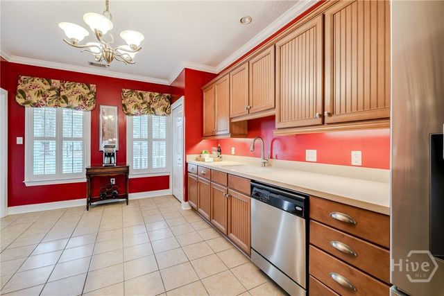 122 Mosswood Drive, Savannah, GA 31405