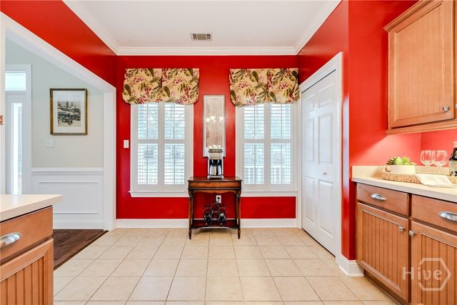 122 Mosswood Drive, Savannah, GA 31405