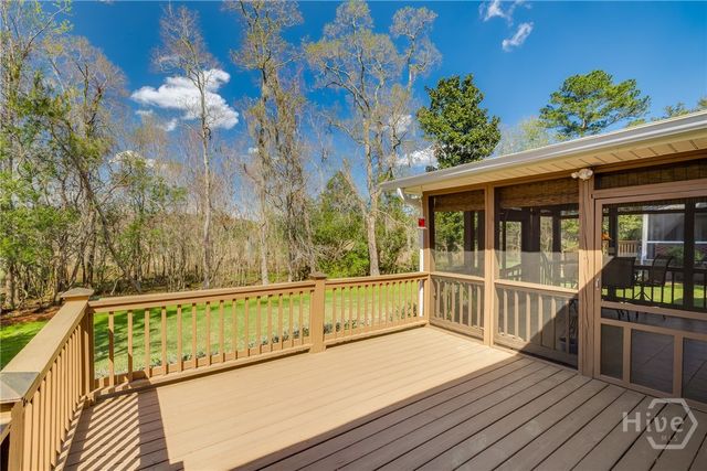 122 Mosswood Drive, Savannah, GA 31405