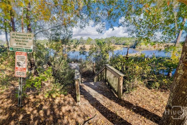 122 Mosswood Drive, Savannah, GA 31405