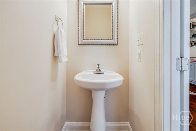 122 Mosswood Drive, Savannah, GA 31405