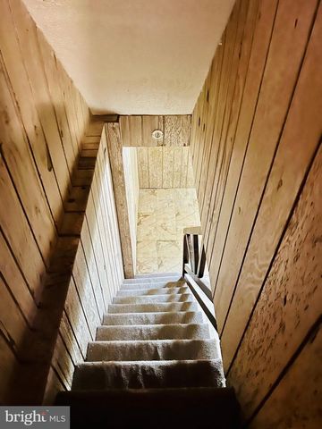 6128 NEWTOWN AVE, Philadelphia, PA 19111