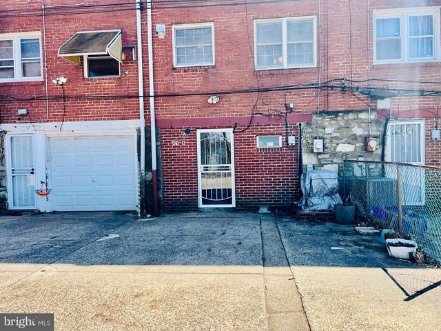 6128 NEWTOWN AVE, Philadelphia, PA 19111