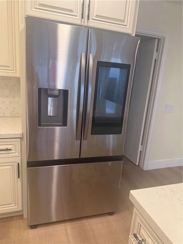 2718 Vista Del Oro, Newport Beach, CA 92660