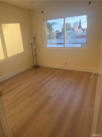 2718 Vista Del Oro, Newport Beach, CA 92660