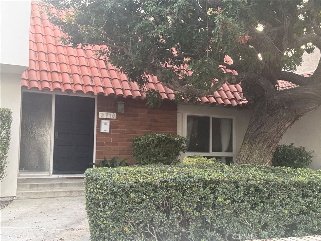 2718 Vista Del Oro, Newport Beach, CA 92660