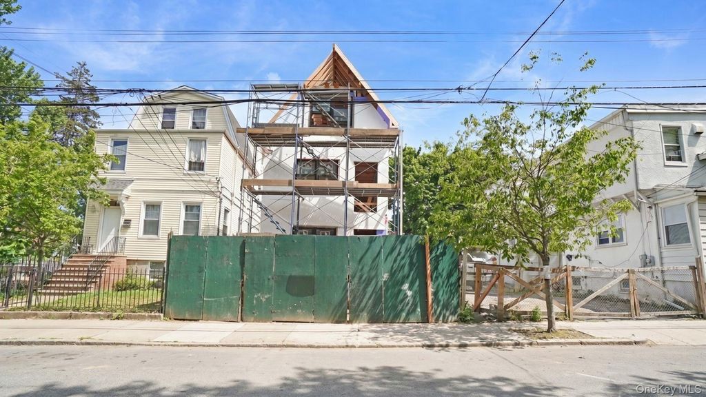 4564 Matilda Avenue, Bronx, NY 10470 — exterior