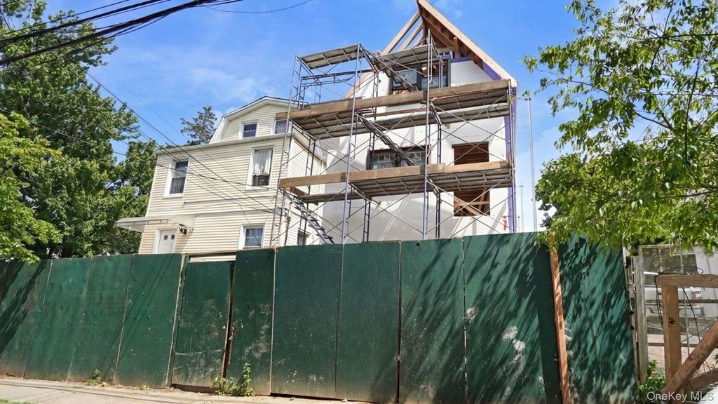 4564 Matilda Avenue, Bronx, NY 10470 — photo 2